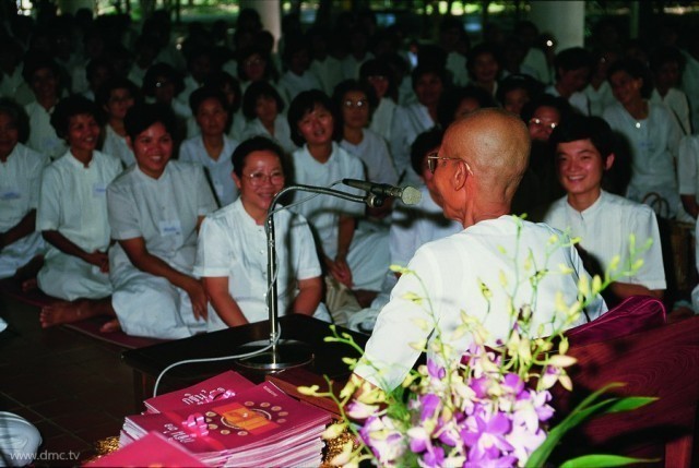 ชีวิตที่แสนงดงามและทรงคุณค่า!ของแม่ชีไทยในพระพุทธศาสนา ตอนที่๕