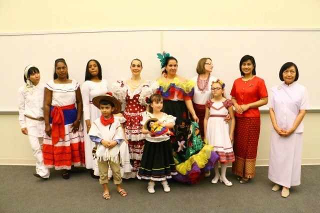 Union County college , New Jersey, USA จัดงานประจำปี!!พอจ.และจนท.วัดพุทธนิวเจอร์ซี เปิดห้องทำสมาธิ