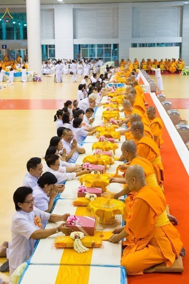 ประมวลภาพพิธีมุทิตาสักการะพระมหาเถระ พระเถระ 160 รูป ณ วัดพระธรรมกาย ปทุมธานี