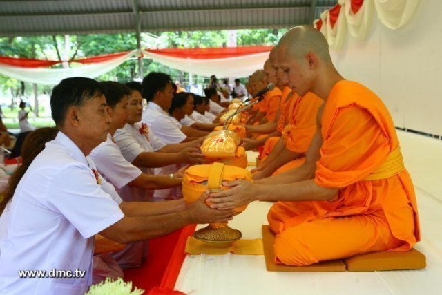 ทำไมจึงยังมีการบวชอุทิศชีวิตที่วัดพระธรรมกาย!!