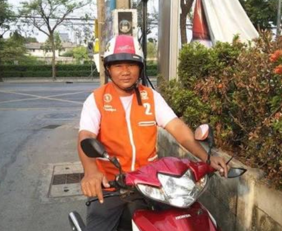 บีบีไทยลงข่าว"เดชชาติ"วินมอเตอร์ไซค์คนดังในทวิตเตอร์จะเป็นครูสอนภาษาอังกฤษ