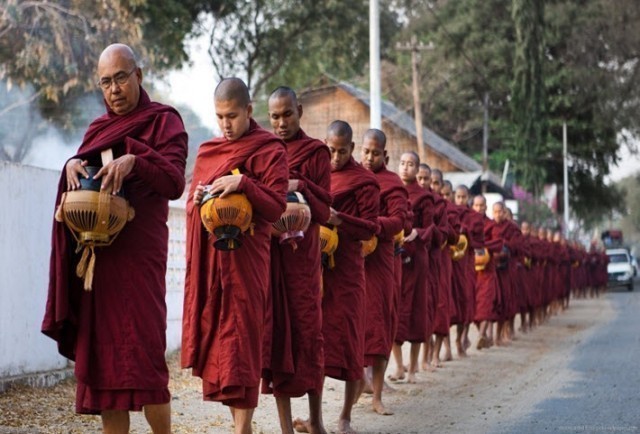 ความเป็นมาของพระพุทธศาสนานิกายเถรวาท-คณะสงฆ์เถรวาทในประเทศต่าง ๆ