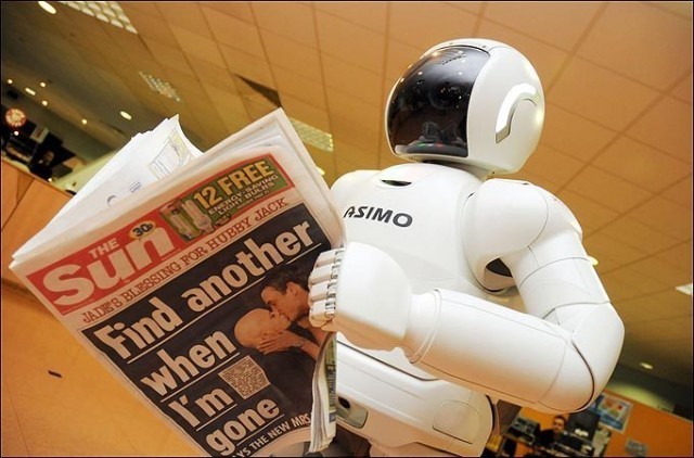 หุ่นยนต์ ASIMO ฉลาดเข้าใกล้มนุษย์ไปอีกขั้น