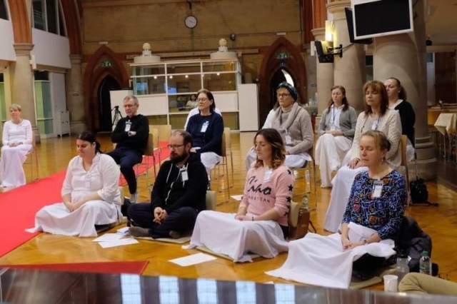 วัดพุทธในลอนดอน ประเทศอังกฤษ จัดกิจกรรม One-Day Meditation Workshops สำหรับชาวท้องถิ่น