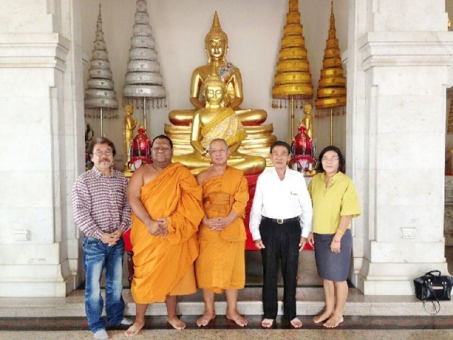 พิธีอัญเชิญ ‘หลวงพ่อพระพุทธโสธร’ องค์จำลอง-‘หลวงพ่อโต’ จัดแสดงงานสบายใจไหว้พระดี