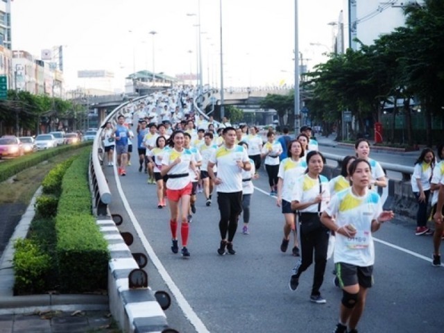 รวมน้ำใจไทย..โครงการ“แสงนำใจ ไทยทั้งชาติ เดิน วิ่ง ปั่น ป้องกันอัมพาต เฉลิมพระเกียรติ” ครั้งที่ 3