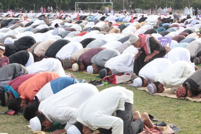 มุสลิมยะลา-พัทลุง-สงขลา ร่วมละหมาดวันฮารีรายอ