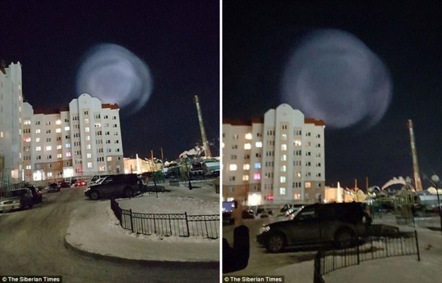 เกิดปรากฏการณ์แปลกๆ แสงทรงกลมลอยว่อนบนท้องฟ้าในรัสเซีย งดงามตระการตายิ่งนัก