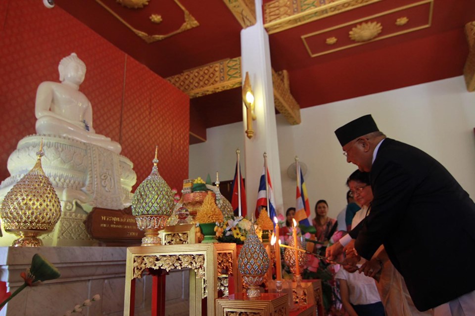 นายกรัฐมนตรี  ประเทศเนปาล ทำบุญวันวิสาขบูชาที่วัดไทยลุมพินี