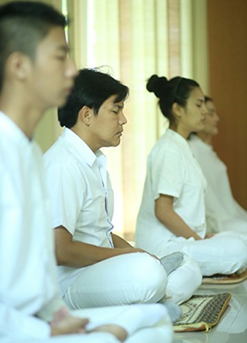 ดาราสาว "นุ้ย เกศริน" นำทีมดาราจิตอาสา ร่วมทำความดีถวายในหลวงรัชกาลที่๙