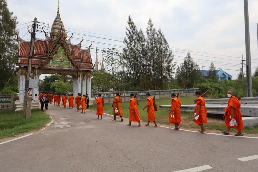 มจร.เพชรบุรี เดินธุดงค์ - ธรรมยาตรา ถวายเป็นพุทธบูชา สัปดาห์วันมาฆบูชา