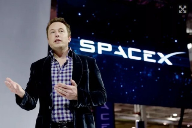 'Elon Musk' ผู้ก่อตั้ง Tesla Motors ชายผู้ประกาศสงครามกับ Facebook...