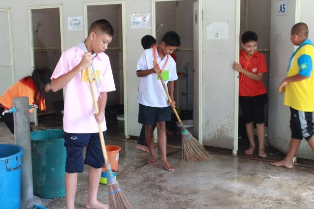 พระมหาเปรียญโอด! สังคมต่อว่าพระธัมมชโยสอนเพี้ยน..?แต่ทำไม ? มีประโยค 9 มากที่สุดในประเทศ