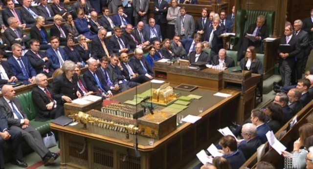 เป็นข่าวฮือฮา!!!!สส.อังกฤษลงชื่ออบรมเจริญสติภาวนา ( Mindfulness)ในพระพุทธศาสนา ๑๔๕ คน