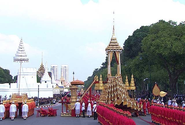 ชมประมวลภาพริ้วขบวนที่ 2 พระราชพิธีถวายพระเพลิงพระบรมศพ ในหลวง รัชกาลที่ 9