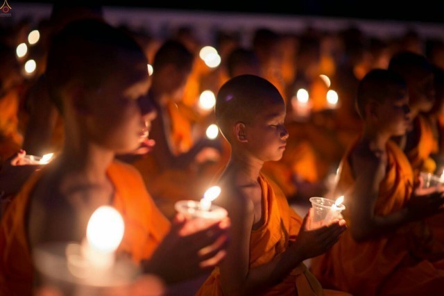 ส.ณ.ร่วมพิธีจุดประทีป ถวายเป็นพุทธบูชา วัดพระธาตุแม่เย็น อ.ปาย จ.แม่ฮ่องสอน