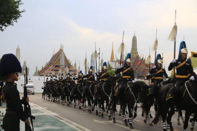 ทหารม้าจาก พล.ม.2 พัน ม.29 รอ.ทำการฝึกซ้อมขบวนอัญเชิญพระสรีรางคาร