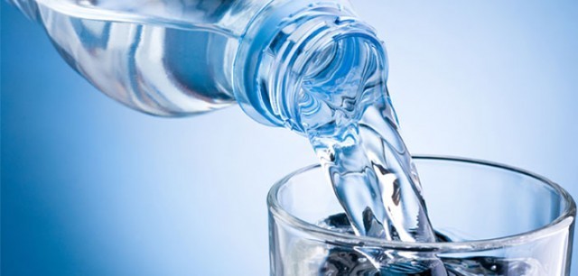 ‘หมอวิเศษ’ ใช้น้ำเปล่ารักษาโรค ยันทำไม่ได้จริง