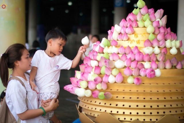 ไม่น่าเชื่อ!! "เรื่องเดียวเกือบ 22 ปี" ที่หลวงพ่อธัมมชโย มอบให้กับศิษย์วัดพระธรรมกาย