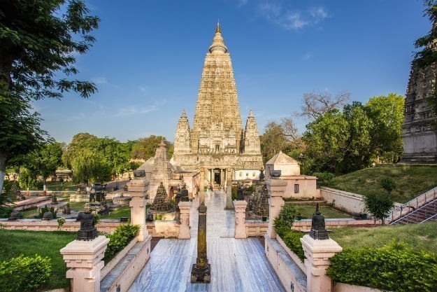 5 Unique Buddhist Temples to Visit Before You Die ( 5วัดที่เป็นเอกลักษณ์ที่คุณควรได้ไปเที่ยวชมสักครั้งก่อนตาย)