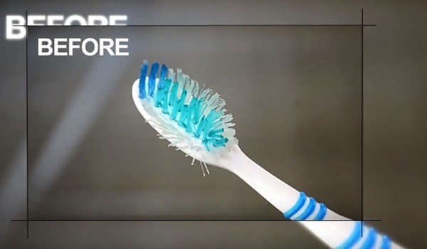 เจ๋ง !!! วิธีคืนรูปแปรงสีฟันขนบานไม่น่าใช้ ให้กลับมาเหมือนใหม่ด้วยน้ำร้อน