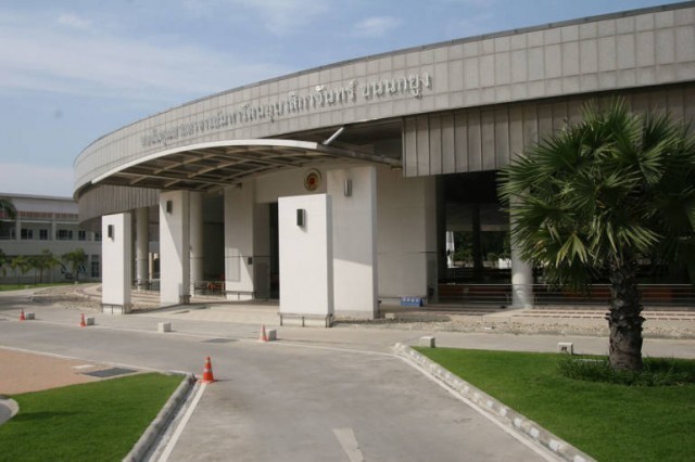 อำนาจรัฐ VS ธรรมกาย กับพลังศรัทธามหาชนด้วยปัญญาที่เดินหน้า จะเลี่ยงความรุนแรงได้ไหม?