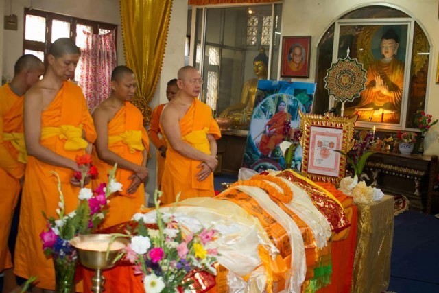 R.I.P.พระครูโสภณธรรมบาล (หลวงพ่อธัมมปาโล) เจ้าอาวาสวัดศรีศากยสิงห์ ประเทศเนปาล