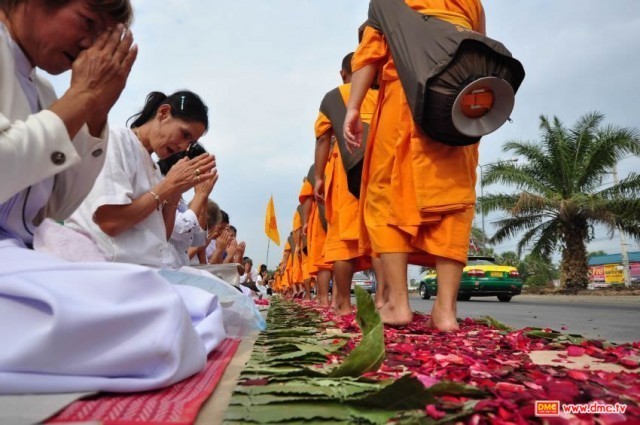 ความศรัทธา กับ ความเชื่อ ต่างกันอย่างไร?