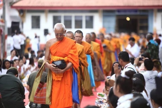 วัดพระธรรมกาย และคณะศิษยานุศิษย์ จัดพิธีถวายสังฆทาน 323 วัด 4 จังหวัดชายแดนภาคใต้ ปีที่ 14 ครั้งที่ 133 จ.ยะลา