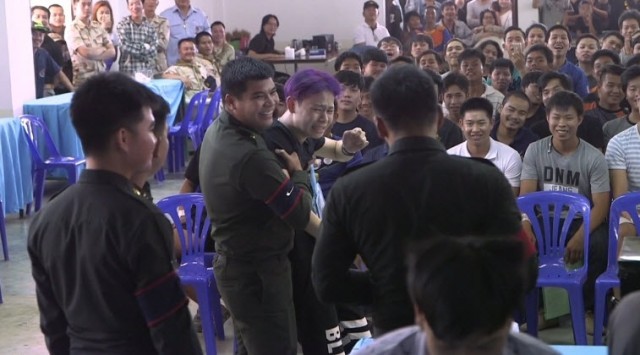 บรรยากาศคึกคักไม่เบา กับ สีสัน เกณฑ์ทหารเข้าสู่วันที่ 4