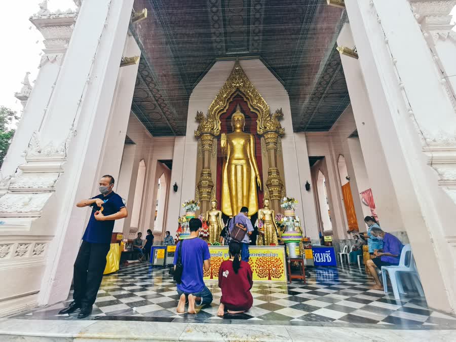 จ.นครปฐม ตั้งจุดคัดกรอง ก่อนเข้างานเทศกาลนมัสการองค์พระปฐมเจดีย์ ประจำปี 63