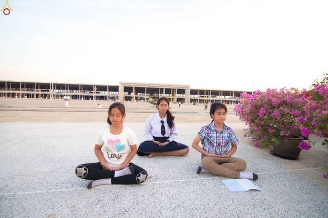 ชีวิตนักสร้างบารมี ยุคกัปไขลง (อายุขัยมนุษย์เฉลี่ยน้อยกว่า 100 ปี) กับคำว่า "เราเกิดมาสร้างบารมี"