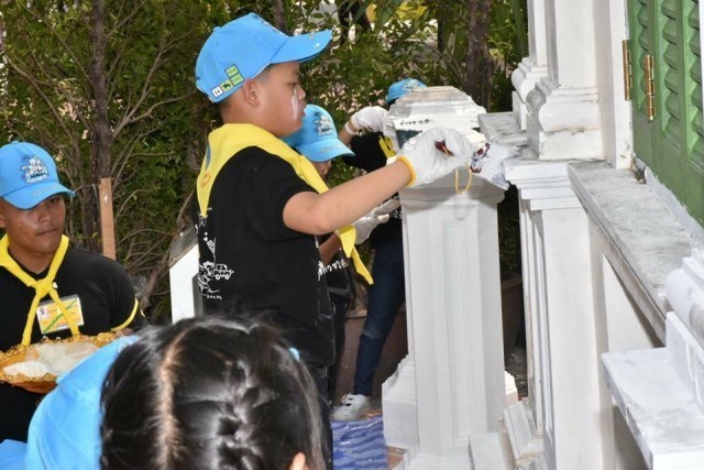 พระองค์เจ้าทีปังกรฯ เสด็จวัดประยูรฯ สนทนาธรรมกับพระพรหมบัณฑิต และทรงร่วมกิจกรรมจิตอาสา