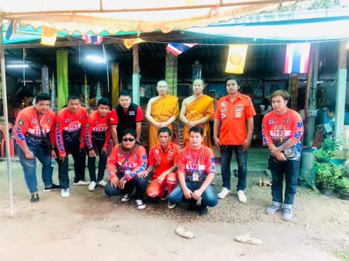 มจร.หนองคาย และญาติโยม ผู้มีจิตศรัทธา ร่วมกันทำบุญถวายเทียน 9 วัด