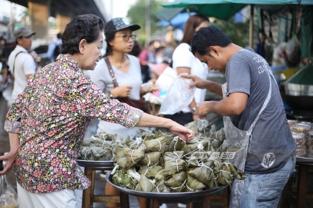 เทศกาล “บ๊ะจ่าง” （端午节 ตวนอู่เจ๋)  เป็นเทศกาลที่สืบทอดกันมาแต่โบราณของประเทศจีน