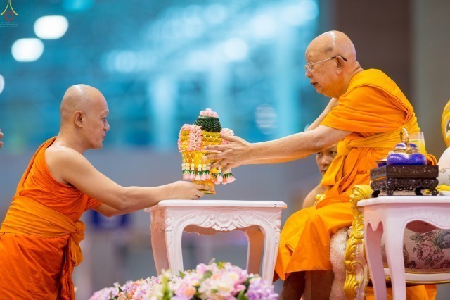 วัดพระธรรมกาย จัดกิจกรรมวันสมาธิโลก พิธีมุทิตาสักการะพระผู้สอบผ่านป.ธ.9 ทั่วประเทศ