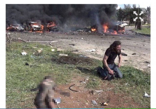แชร์สนั่น!สรรเสริญช่างภาพหนุ่มชาวซีเรียทิ้งกล้องวิ่งเข้าช่วยเหลือเด็กเหยื่อคาร์บอม