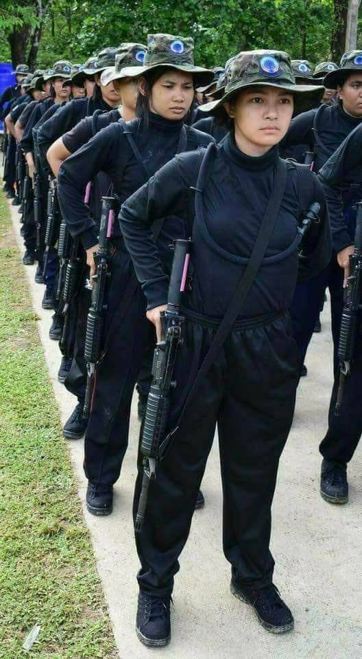 หญิงไทยใจแกร่ง!!!!! สมัครใจคัดเลือกฝึกทหารพรานนาวิกฯ ถือปืน-สู้ลมแดดทำหน้าที่ป้องชายแดนใต้!