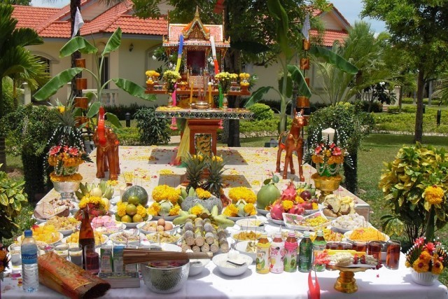 ผมรู้สึกกลัวทุกที!!!ที่ไม่ไหว้ศาลพระภูมิ