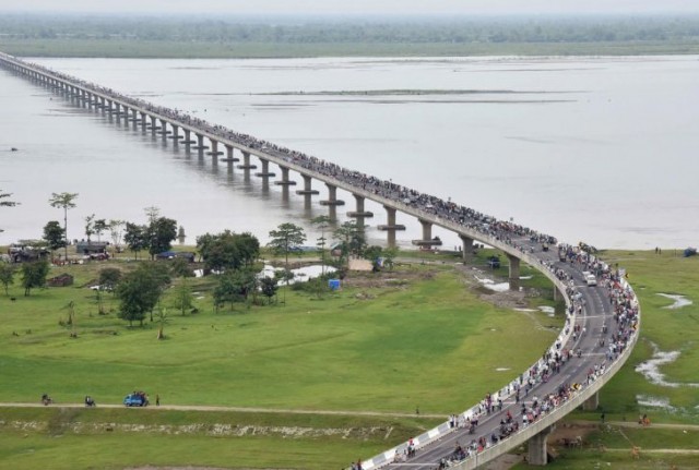 ข่าวเอเอฟพีรายงานว่า อินเดียเปิดสะพานที่ยาวที่สุดของประเทศ ตั้งอยู่ใกล้ชายแดนติดกับจีน