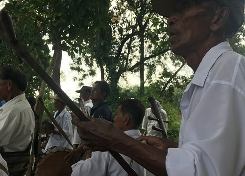 สุรินทร์- บอยแบนด์ 'มโหรีเขมร' มรดกภูมิปัญญาวัฒนธรรมอีสานใต้