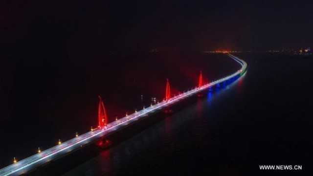 สะพานข้ามทะเล “ฮ่องกง-จูไห่-มาเก๊า” ที่ยาวที่สุดในโลก!!!