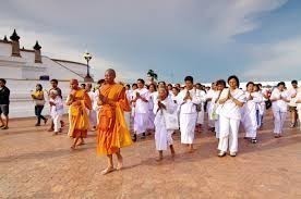 เวียนเทียนวันวิสาขบูชาอย่างไรได้บุญมาก