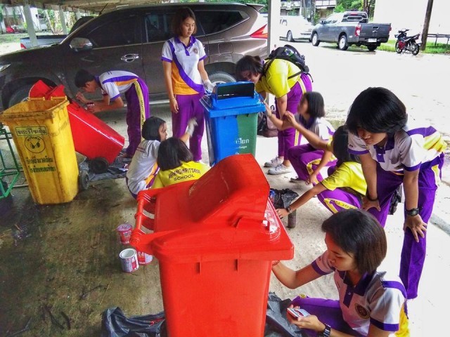 คือดีอ่ะ!! “ถังขยะแฟชั่น” โครงการปลูกจิตสำนึกให้เด็กไทยมีวินัยในการทิ้ง