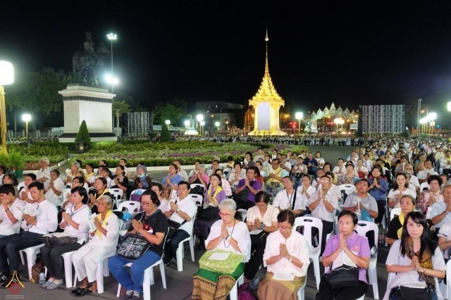 ชมภาพ!!!พิธีมหามงคลบำเพ็ญพระราชกุศลอุทิศถวายในหลวงรัชกาลที่ 6 และรัชกาลที่ 9
