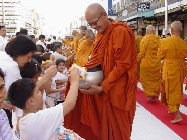เร่งสร้างบุญให้ตัวเองหนีวิบากกรรม