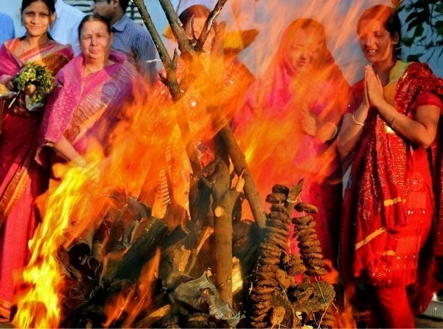 สวัสดีกับเทศกาล"โฮลี"ที่อินเดีย (Holi Festival)