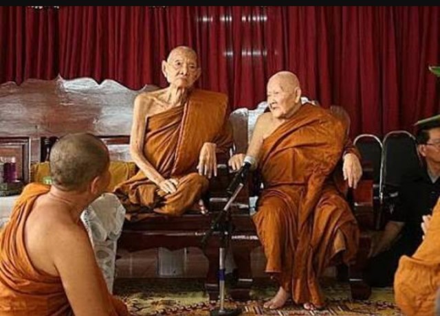 หลวงปู่จันทร์ศรีพระกัมมัฏฐานสายหลวงปู่มั่น ละสังขารอย่างสงบสิริรวมอายุ 105 ปี