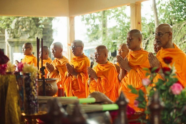 ชาวพุทธทั่วอินโดนีเซียร่วมฉลองวันวิสาขบูชา ณ พระเจดีย์บรมพุทโธ ประเทศอินโดนีเซีย