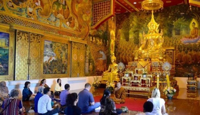 ผู้นำสันติภาพทั่วโลกนั่งวิปัสสนาที่โบสถ์กลางน้ำ "มจร" ...